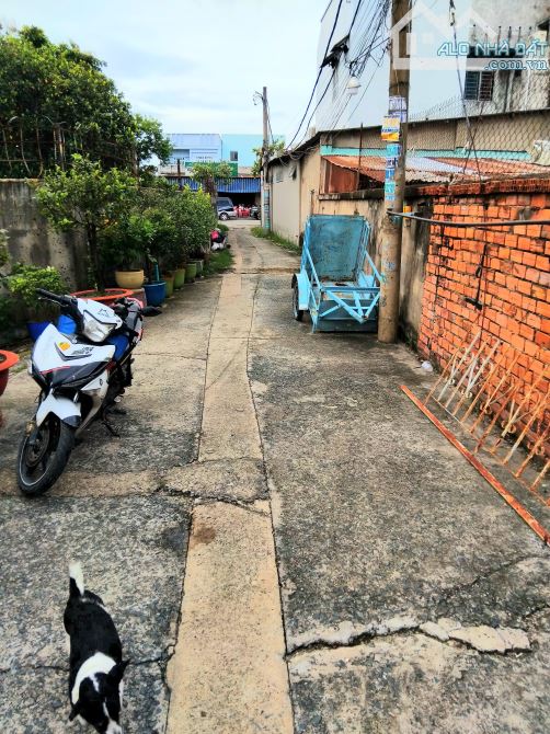 ( 2.8 TỶ ) NGAY NGÃ 3 HỒNG CHÂU 🟩🟨🟥 LÊ LỢI HÓC MÔN _ 61M2 đủ SHR SỔ VUÔNG A4   📍 NGÃ 3 - 5