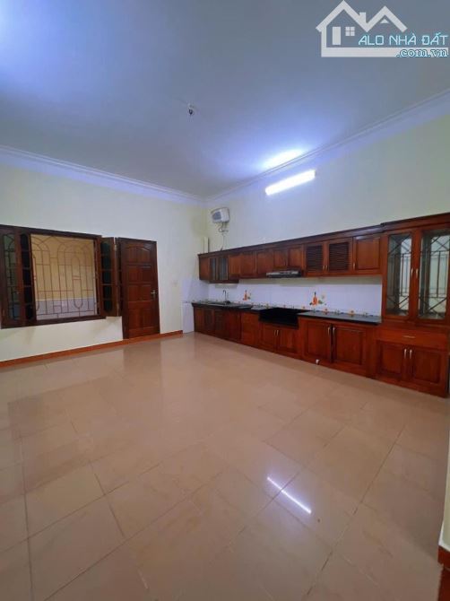LÔ GÓC TÂY SƠN - Ô TÔ TRÁNH KINH DOANH - 65M - 18 TỶ - 5