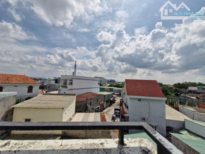 LÔ GÓC, 3 TẦNG BTCT, CẠNH CHỢ LÃ XUÂN OAI – KHU CÔNG NGHỆ CAO - 5