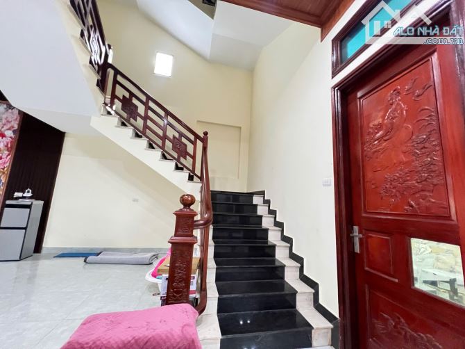 🏠 YÊN PHONG -BẮC NINH-DÂN XÂY 2 Ô TÔ VÀO NHÀ -DT :210 MÉT -GIÁ 6 TỶ NHỈNH - 5