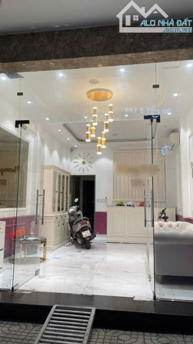 CHO THUÊ NHÀ MẶT TIỀN PHAN VĂN TRỊ, P5 (ĐỐI DIỆN ST EMART) 5 LẦU 9PN - 6