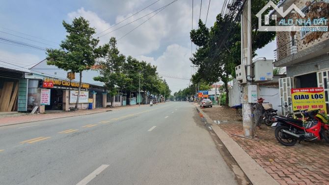 Nhà mặt tiền Bùi Thị Xuân, ngay ngã tư Bình Trị, 182m ngang 5,2m thổ cư 117m, 399 Dĩ An - 6