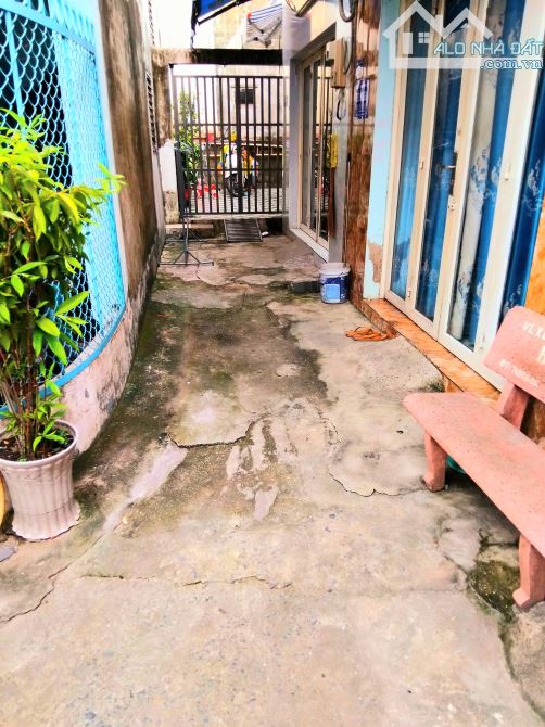 ( 2.8 TỶ ) NGAY NGÃ 3 HỒNG CHÂU 🟩🟨🟥 LÊ LỢI HÓC MÔN _ 61M2 đủ SHR SỔ VUÔNG A4   📍 NGÃ 3 - 6