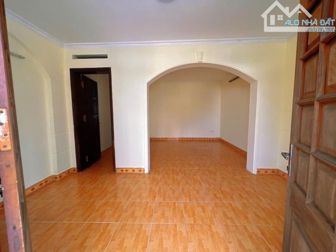 LÔ GÓC TÂY SƠN - Ô TÔ TRÁNH KINH DOANH - 65M - 18 TỶ - 6