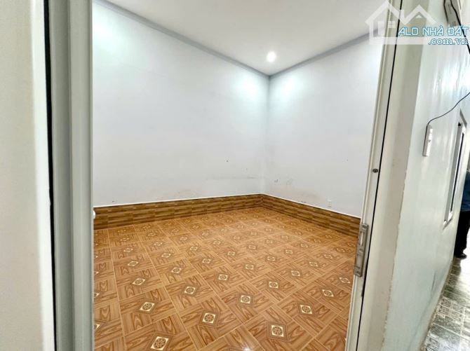 Nhà mt Sămbram (đối diện đồi thông) giá tốt 2.980 - 6