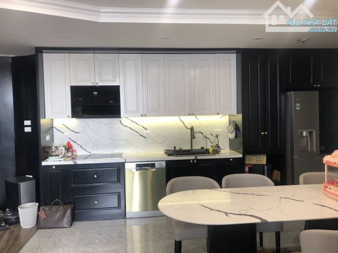 CHUNG CƯ 46 PHỐ VỌNG, Q. HAI BÀ TRƯNG, 3 NGỦ DIỆN TÍCH 110M2, TẦNG TRUNG, TẶNG TOÀN BỘ NỘI - 6