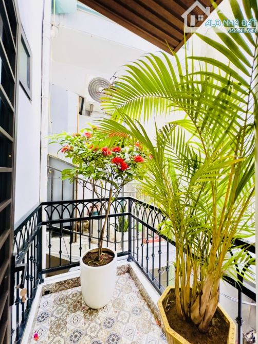 BÁN NHÀ PHỐ MINH KHAI -Q. HBT - 5 TẦNG TM - MỚI ĐẸP TINH KHÔI- 5m RA PHỐ - 50m2 - 12.6 TỶ - 6