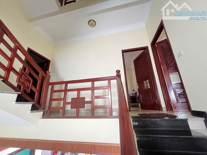 🏠 YÊN PHONG -BẮC NINH-DÂN XÂY 2 Ô TÔ VÀO NHÀ -DT :210 MÉT -GIÁ 6 TỶ NHỈNH - 6