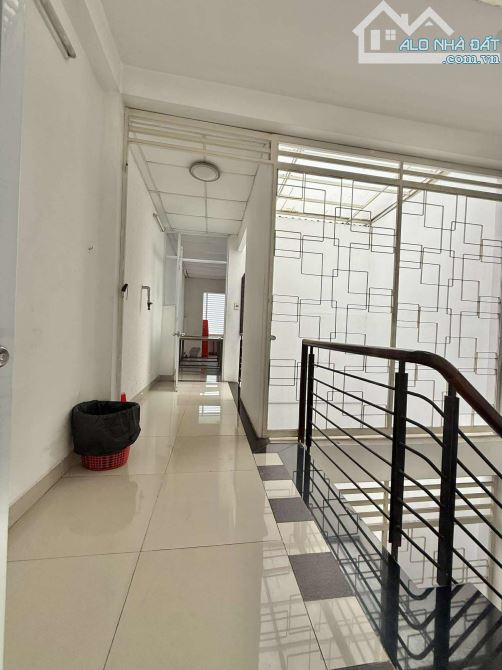 BÁN NHÀ 5 TẦNG HẺM XE HƠI TRÁNH, ĐƯỜNG VƯỜN LÀI - Q.TÂN PHÚ, NHỈNH 12 TỶ. - 7