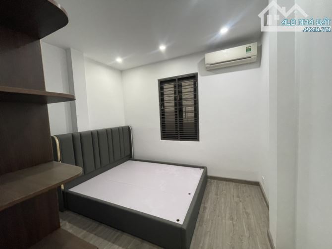 Bán nhà Láng ,Diện tích 42m2 ,5 Tầng, Mặt Tiền3,4m,Giá 12,8 Tỷ - 7