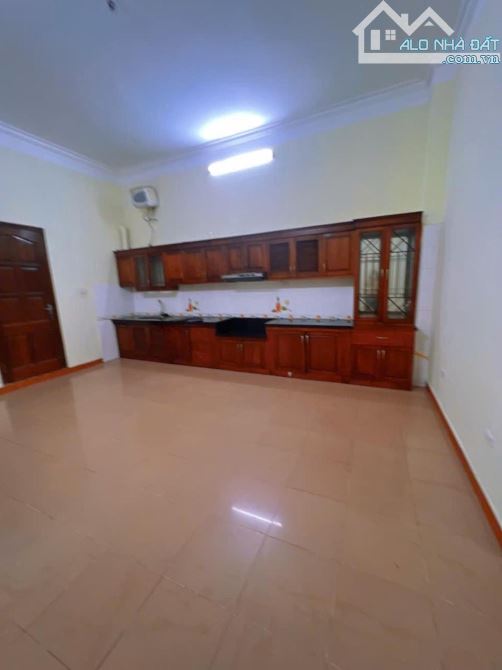 LÔ GÓC TÂY SƠN - Ô TÔ TRÁNH KINH DOANH - 65M - 18 TỶ - 7