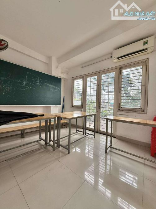BÁN NHÀ 5 TẦNG HẺM XE HƠI TRÁNH, ĐƯỜNG VƯỜN LÀI - Q.TÂN PHÚ, NHỈNH 12 TỶ. - 8