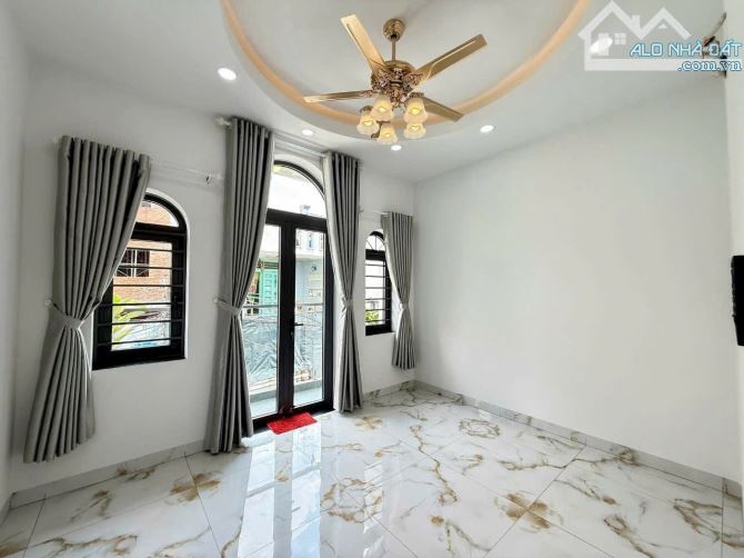 NHỈNH 4 TỶ-1 SẸC TÂN THỚI HIỆP 21-72M2 ( 4X18M )-3 TẦNG BTCT CÓ PN DƯỚI TRỆT-5P QUA GV - 8