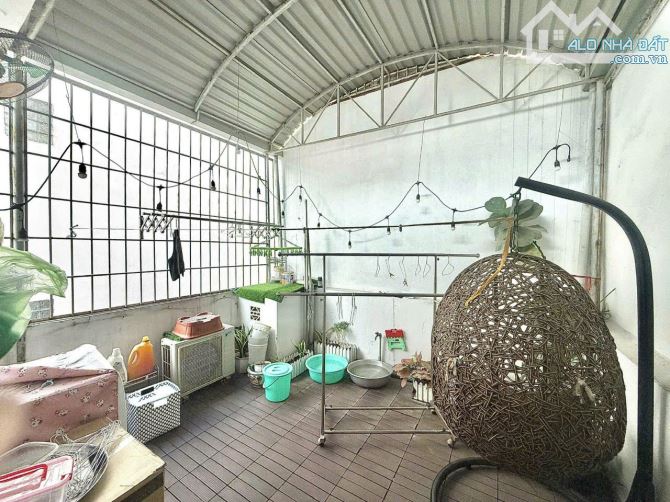 BÁN NHÀ 3 TẦNG BTCT – HẺM XE HƠI KHUÔNG VIỆT – FULL NỘI THẤT – 36M2-CHỈ 6 TỶ - 8