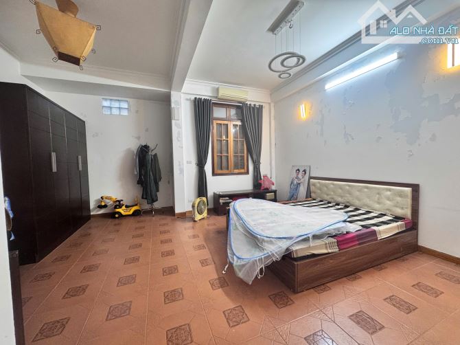 CHO THUÊ NHÀ NGÕ 55 TỨ LIÊN – 5 TẦNG – 6-8 PHÒNG NGỦ – MẶT NGÕ KINH DOANH ĐƯỢC - 8