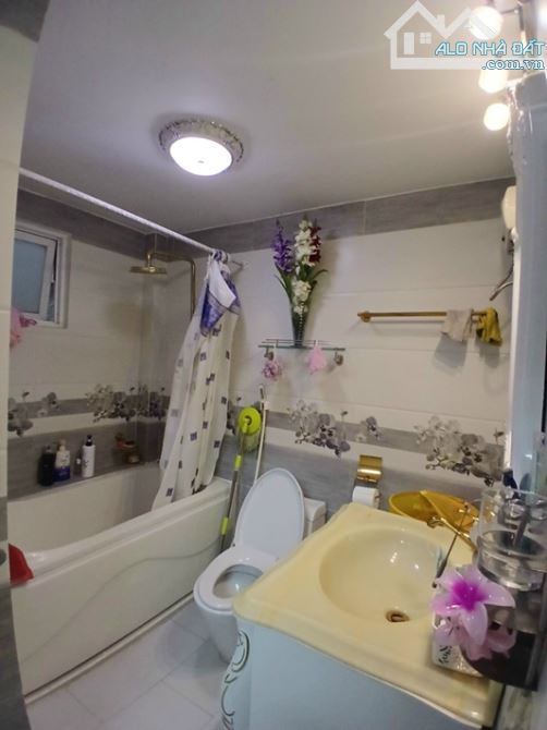 MẶT TIỀN KINH DOANH, ĐƯỜNG SÔ 22, F11, Q6, 6 TẦNG, 104.M2, 15.3 TỶ. - 8