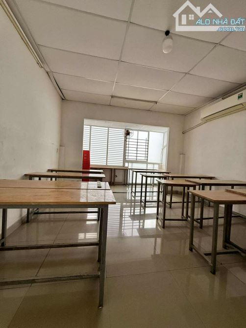 BÁN NHÀ 5 TẦNG HẺM XE HƠI TRÁNH, ĐƯỜNG VƯỜN LÀI - Q.TÂN PHÚ, NHỈNH 12 TỶ. - 9