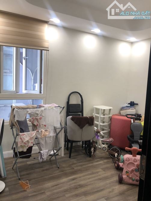 CHUNG CƯ 46 PHỐ VỌNG, Q. HAI BÀ TRƯNG, 3 NGỦ DIỆN TÍCH 110M2, TẦNG TRUNG, TẶNG TOÀN BỘ NỘI - 9