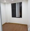 Cho thuê VP Xuân Thuỷ - Cầu Giấy diện tích 40m2 giá 7trt7 sẵn bàn ghế làm việc