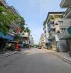Tòa nhà 7 tầng phố Lạc Long Quân 55m quận Tây Hồ Hà Nội view Hồ Tây Thơ mộng kinh doanh vă