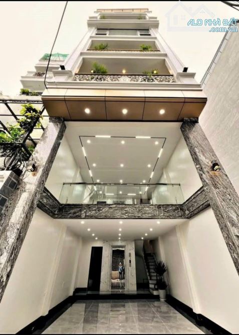 Bán nhà Phố Thái Thịnh, lô góc, 7 chỗ vào nhà, kinh doanh, 55m2, 6 tầng, 25 tỷ