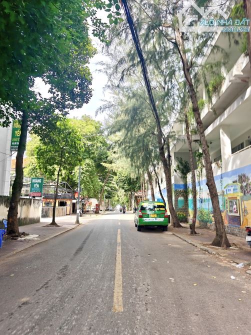 BÁN ĐẤT MẶT TIỀN LÊ NGỌC HÂN_PHƯỜNG 1_SÁT BIỂN BÃI TRƯỚC 200M_NGANG 6.5M_GIÁ 17.5 TỶ
