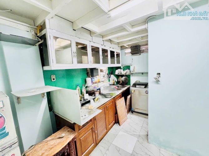 ❌HIẾM- PHÚ NHUẬN- 20M2- 2 TẦNG 2 PHÒNG NGỦ- 3 MẶT HẺM - CHỈ NHỈNH 2 TỶ
