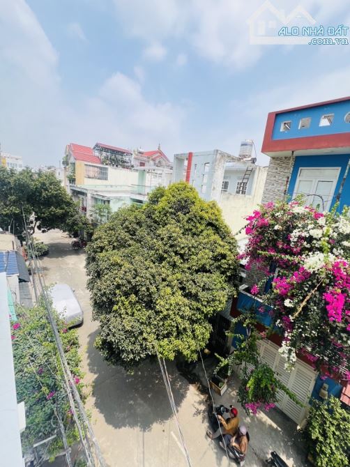 Gấp Bán nhà Bình Tân, Hương lộ 2, hẻm 12m, 3 tầng, nhỉnh 7 tỷ