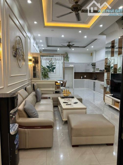 BÁN NHÀ THANH XUÂN, GẦN OTO TRÁNH, BÃI GỬI XE, DT62M2 NHÀ ĐẸP Ở NGAY CHỈ 13.X TỶ