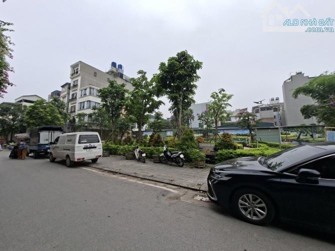 ❤️❤️ CỰC HIẾM- HƠN 7 ĐỒNG - 45M - NHÀ DÂN XÂY PHỐ TRẠM , NGÕ NÔNG GẦN Ô TÔ , NHIỀU TIỆN ÍC