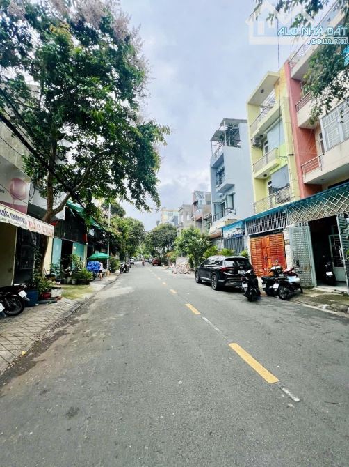 Bán Nhà Mặt Tiền Đỗ Bí Tân Phú - 4 Tầng DT 73m - Giá Nhỉnh 10 Tỷ