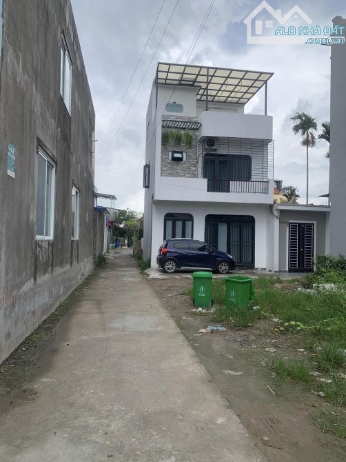 Chuyển nhượng lô đất mặt ngõ thông, ô tô ra vào thoải mái ngay Lương Quán