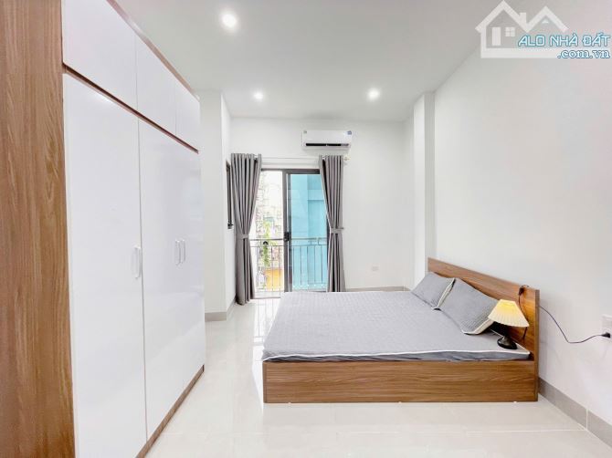 Tòa CHDV Đường Láng, 75m2*8T, 20 PKK, lô góc, ngõ KD, đủ PCCC, dòng tiền ~1.5 tỷ/năm