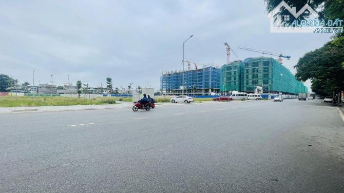 Bán đất tặng nhà mặt đường Lê Thánh Tông gần kho 3 Lạc Viên (C487)  D.tích: 81,4m (ngang 4