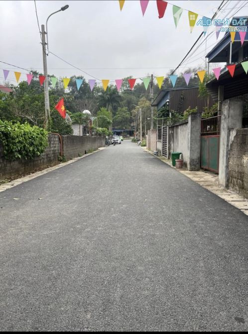 Cần bán nhanh lô đất full thổ cư tại Lâm Sơn - Lương Sơn DT 407m2, giá chỉ 3,8 tỷ