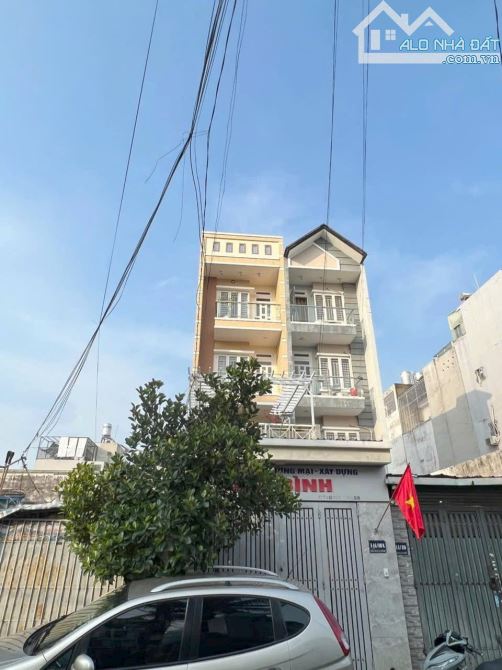 CHDV Dương Quãng Hàm Phường P6 GV. DT: 4X29m. Nhà 1 Trệt 3 Lầu DCT 35TR/tháng Giá 11.5 Tỷ