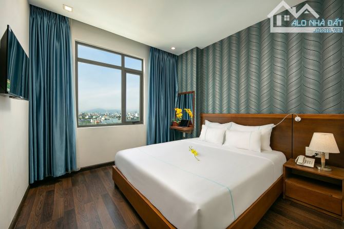 Bán Khách Sạn Mặt Tiền Võ Nguyên Giáp, Mỹ An, Ngũ Hành Sơn, Đà Nẵng, 48 tỷ, 140m2