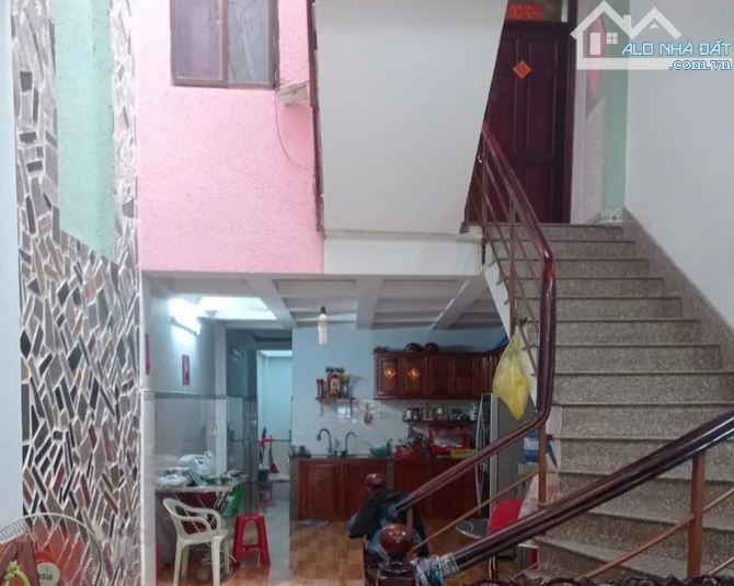 Mặt Tiền Kinh Doanh Trần Hưng Đạo, Tân Phú – 105m² (4.5x24m), 4 Tầng, 7PN – Chỉ 15.6 Tỷ!