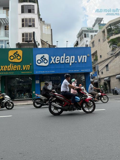 Bán Nhà 2MT 63C Võ Thị Sáu Q3 – Cho Thuê Showroom – Gần Công Viên Lê Văn Tám – Giá 34 tỷ