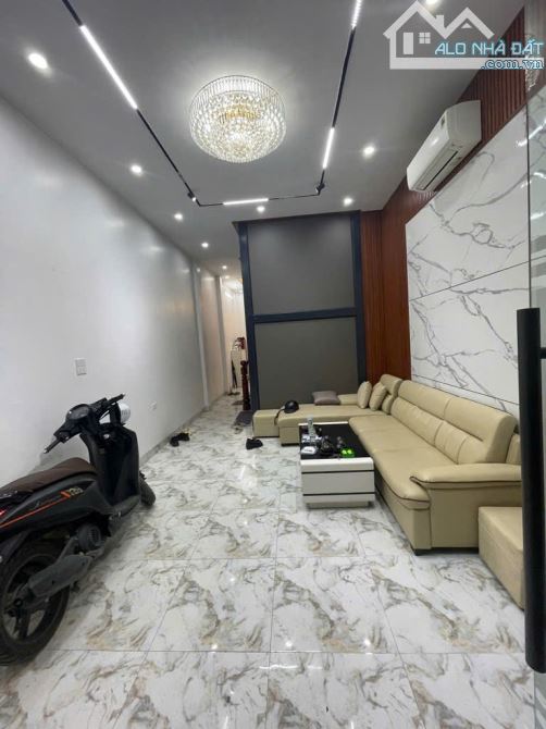 BÁN NHÀ ĐÀO TẤN - BA ĐÌNH - 6 TẦNG THANG MÁY - 2 MẶT THOÁNG - NGÕ THÔNG - DÂN XÂY CỰC ĐẸP