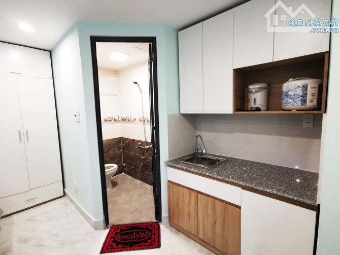 Bán toà nhà H8m Hoàng hoa Thám, dt 130m2, sàn 650m2, 5 lầu, cho thuê khoán 100tr/th