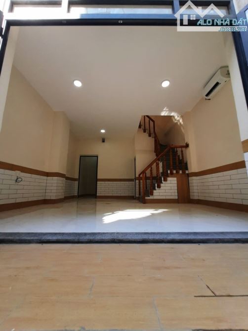 Nhà 3 Tầng Mới Keng Thơm Mùi Sơn ngay Đường 339 Phước Long B Thủ Đức 7ty3
