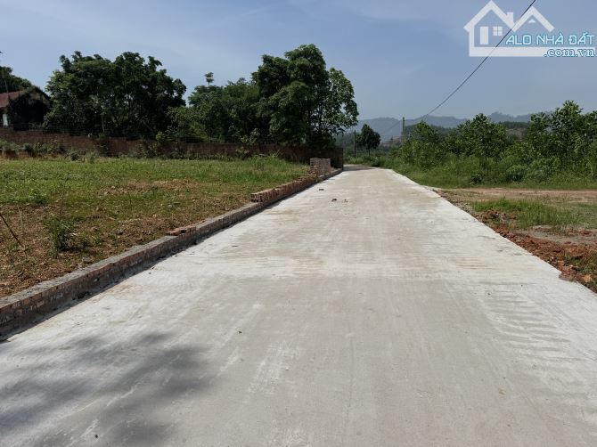 Chính chủ bán đất Sóc Sơn, 1.250m sẵn thổ cư đường rộng 5m, ô tô vào tận đất
