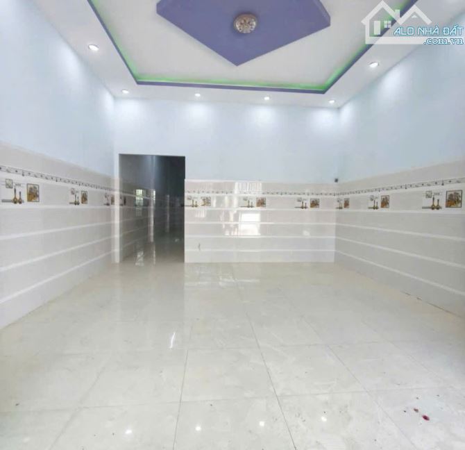 Chủ Ngộp Cần bán nhanh Căn nhà ở Tân Phú Trung Củ Chi 115m2 Sổ Hồng Riêng Sẵn 670triệu