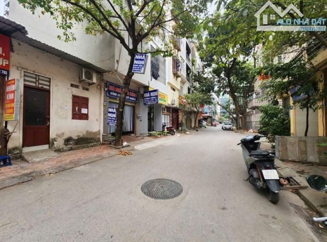 Mặt phố Văn Quán, Hà Đông 48m2, MT 3.6m, kinh doanh, nhiều ô tô tránh vỉa hè, giá 12.5 tỷ