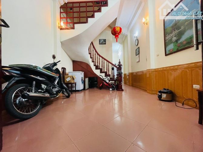 Bán nhà phố Lê Trọng Tấn, Thanh Xuân 46m, 5 tầng. Giá: 14.5 tỷ