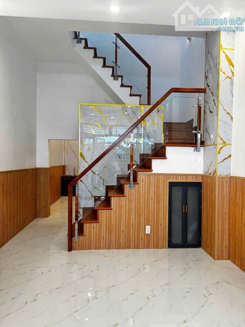 Nhà Gần Siêu Thị – Trường Học –Thông Cao Lỗ Q8 – Vị Trí Không Thể Đẹp Hơn - 5,2 Tỷ
