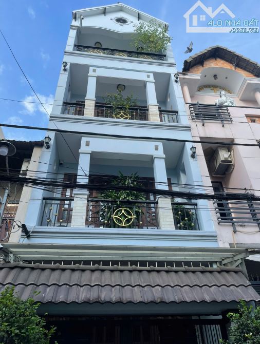 Bán nhà Mặt Tiền Lê Lai - DT 5.7 x 12 - 4 tầng - giá 11.5 tỷ TL