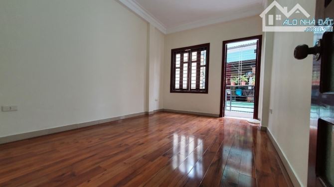 Bán Nhà ngõ 554 Trường Chinh 35m2 5 Tầng ngay Ngã Tư Sở Đống Đa - Giá 6.15 tỷ