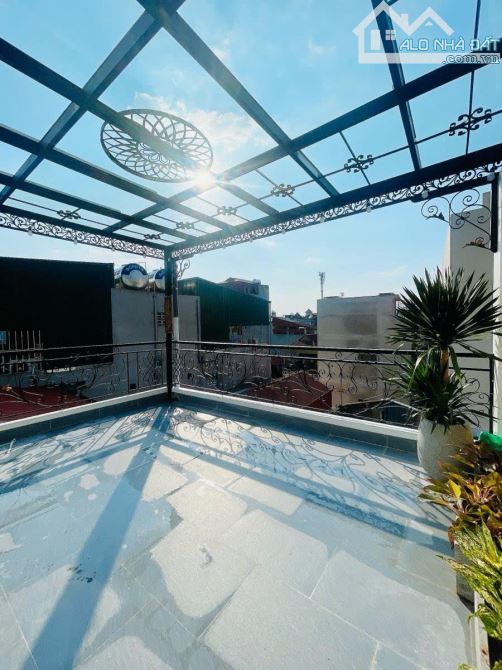 MINH KHAI, QUẬN HAI BÀ TRƯNG, GẦN KHU ĐÔ THỊ TIME CITY, 47M2,5 TẦNG GẦN ĐƯỜNG Ô TÔ.